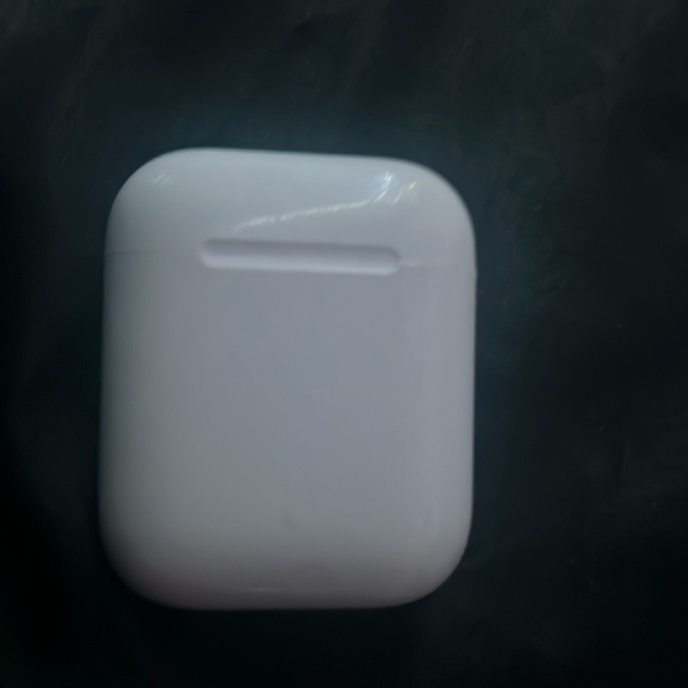 AirPods